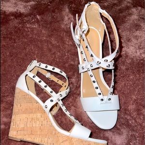 Marc Fisher - White wedges - Size 9